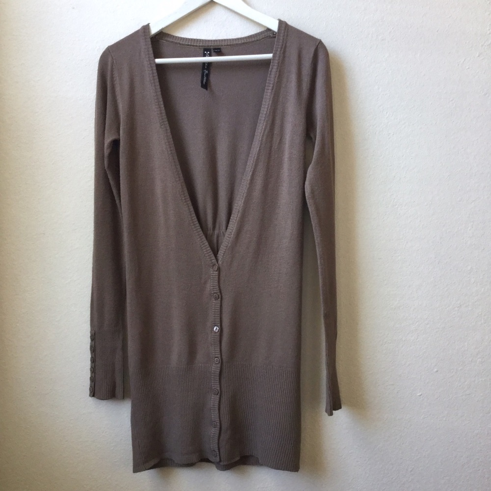 Knit Cardigan < FREEBIE